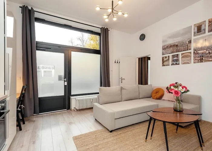 Apartament Schoenes Serviced In *